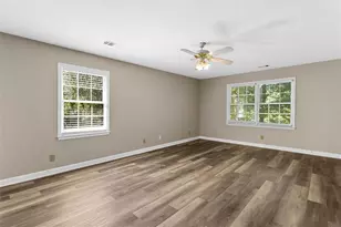 3722 Southgate Dr SW, Lilburn, GA 30047 - Photo 39