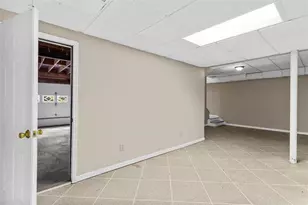3722 Southgate Dr SW, Lilburn, GA 30047 - Photo 55