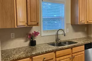 1161 Rose Terrace Cir, Loganville, GA 30052 - Photo 3