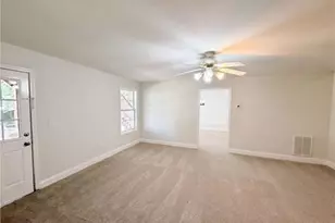1396 Bramlett Forest Ct, Lawrenceville, GA 30045 - Photo 11