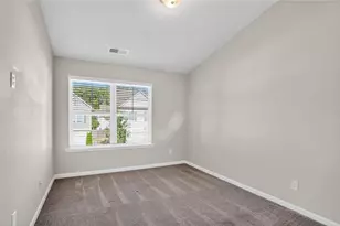 1553 Spring Hollow Way, Stone Mountain, GA 30083 - Photo 19