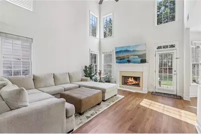 673 Maple Grove Way, Marietta, GA 30066 - Photo 3
