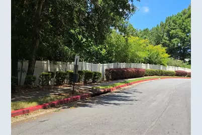 2846 Parkway Close, Lithonia, GA 30058 - Photo 33