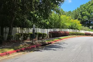 2846 Parkway Close, Lithonia, GA 30058 - Photo 33