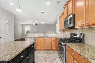 4820 Fieldstone View Cir, Cumming, GA 30028 - Photo 15