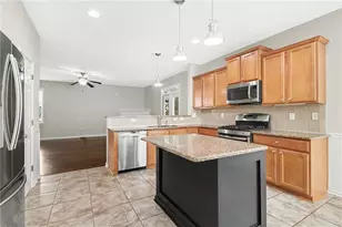 4820 Fieldstone View Cir, Cumming, GA 30028 - Photo 15