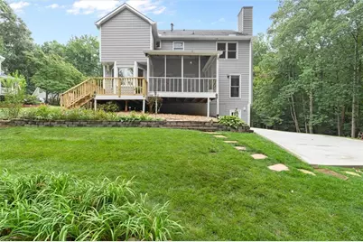 3612 Candlewood Way NE, Marietta, GA 30066 - Photo 9