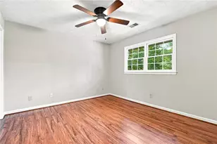 113 Jamestown Ct SW, Lilburn, GA 30047 - Photo 23