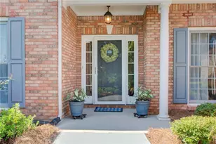 4903 Eagles Ridge Loop, Lithonia, GA 30038 - Photo 3