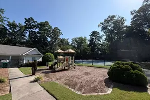 740 Courageous Ct, Lawrenceville, GA 30043 - Photo 31