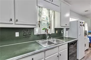 3877 Deaton Rd, Flowery Branch, GA 30542 - Photo 19