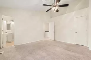 5716 Wells Cir, Stone Mountain, GA 30087 - Photo 11