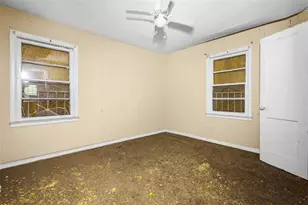 449 Hamilton E Holmes Dr, Atlanta, GA 30318 - Photo 11
