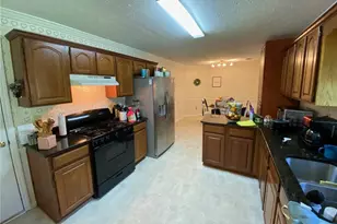 3575 Thrush Ct, Loganville, GA 30052 - Photo 7