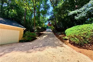 100 Kings Mill Ct, Roswell, GA 30075 - Photo 45
