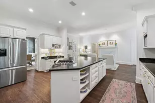 553 Bryn Mawr Ln NW, Atlanta, GA 30327 - Photo 15