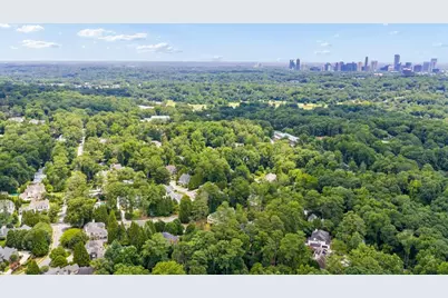 553 Bryn Mawr Lane NW, Atlanta, GA 30327 - Photo 67