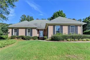 611 Iris Ln, Winder, GA 30680 - Photo 1