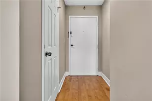 2479 Peachtree Rd NE, Atlanta, GA 30305 - Photo 5
