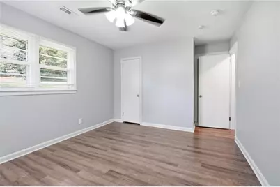 713 Melrose Drive, Forest Park, GA 30297 - Photo 15