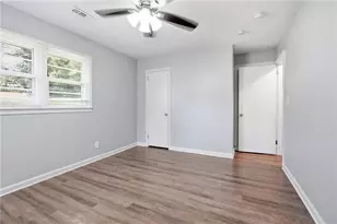 713 Melrose Dr, Forest Park, GA 30297 - Photo 15