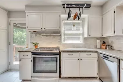 1377 Scott Boulevard, Decatur, GA 30030 - Photo 11