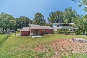 3399 Timbercreek Dr, Lawrenceville, GA 30044 - Photo 19