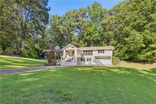 530 E Lake Dr, Gainesville, GA 30506 - Photo 3