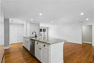 530 E Lake Dr, Gainesville, GA 30506 - Photo 7