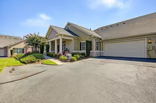 243 Orchards Cir, Woodstock, GA 30188 - Photo 3