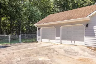 215 Valley Brook Trail, Jonesboro, GA 30238 - Photo 35