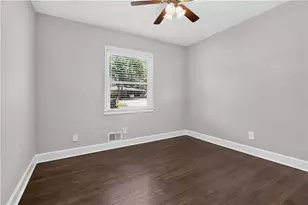 4223 Theresa Ct, Tucker, GA 30084 - Photo 13