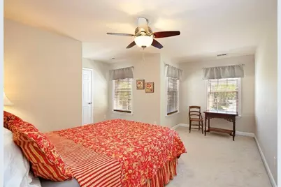 1404 Lexington Dr, Roswell, GA 30075 - Photo 19