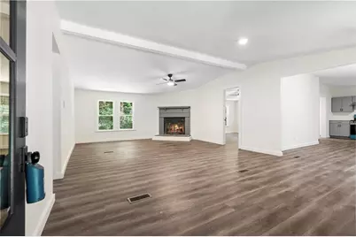 5186 W Holiday Court SE, Acworth, GA 30102 - Photo 7