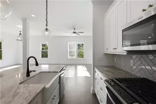 330 Nolan St SE, Atlanta, GA 30315 - Photo 13