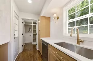 215 Valley Dr, Roswell, GA 30075 - Photo 17