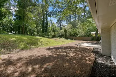 215 Valley Drive, Roswell, GA 30075 - Photo 29