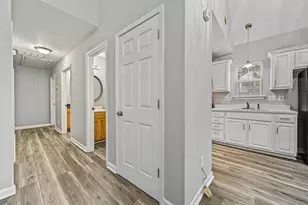 3071 Jones St, East Point, GA 30344 - Photo 9