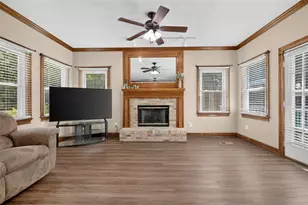 2058 Lakewood Circle, Grayson, GA 30017 - Photo 15