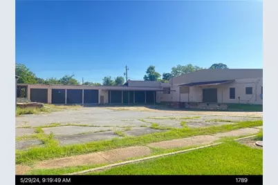 233 E Broad Avenue, Albany, GA 31705 - Photo 9