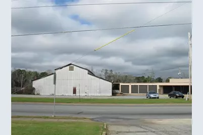 233 E Broad Avenue, Albany, GA 31705 - Photo 1