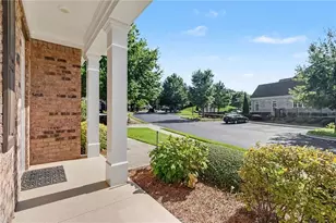 3341 Lindenridge Dr, Buford, GA 30519 - Photo 21