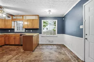 2029 Abington Ln, Snellville, GA 30078 - Photo 13