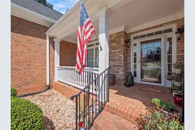 100 Cole Point, Hoschton, GA 30548 - Photo 5