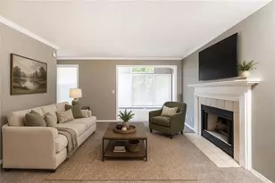 810 Gettysburg Pl, Sandy Springs, GA 30350 - Photo 3