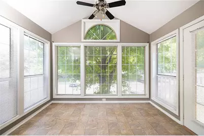 810 Gettysburg Place, Sandy Springs, GA 30350 - Photo 13