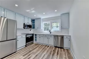 107 Lakeshore Cir, Braselton, GA 30517 - Photo 13