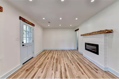 107 Lakeshore Circle, Braselton, GA 30517 - Photo 5