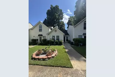 9063 Stoneleigh Trace, Douglasville, GA 30134 - Photo 1
