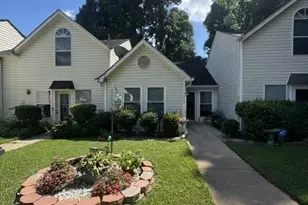 9063 Stoneleigh Trce, Douglasville, GA 30134 - Photo 1